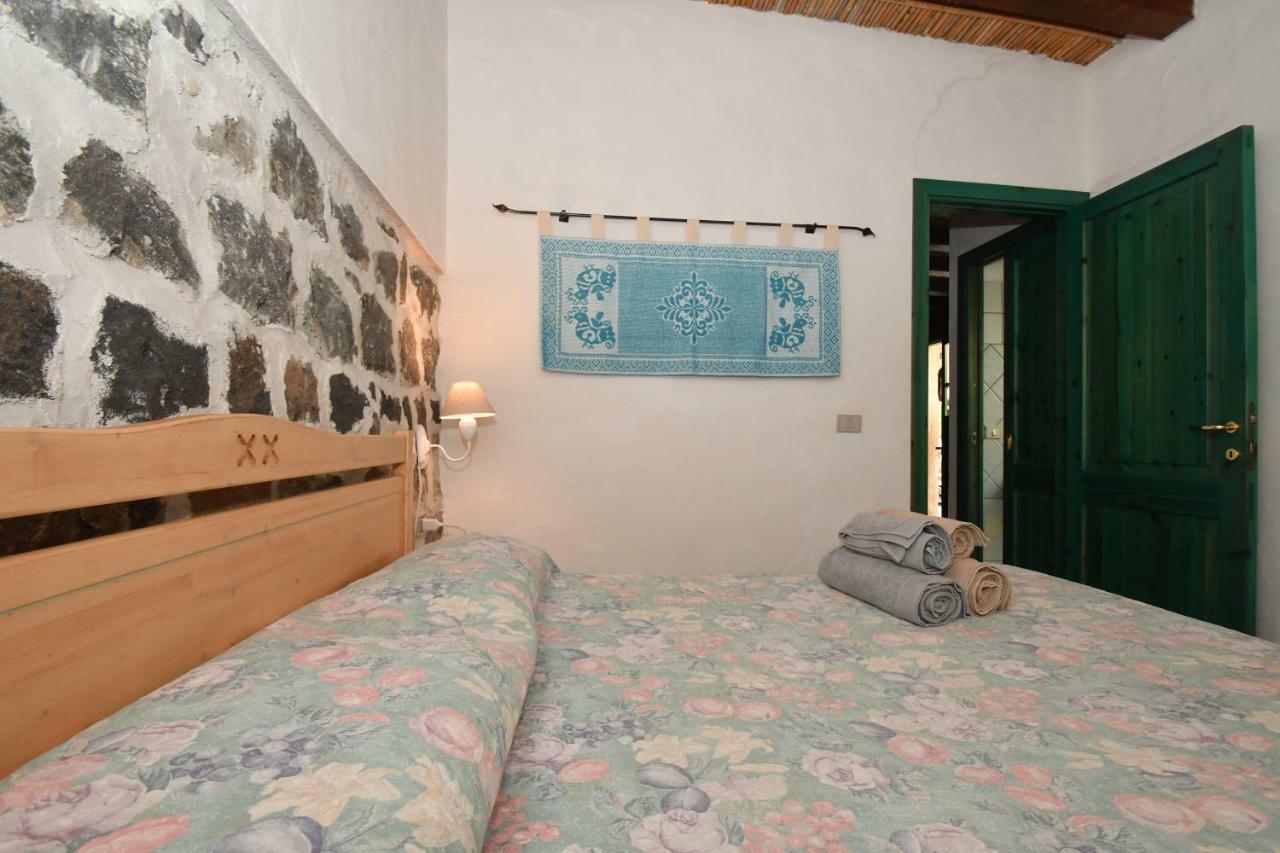Sa Dommo De Sa Pietate Apartment Orosei Luaran gambar